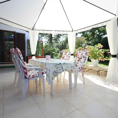 Apartment In Varvari - Istrien 49826