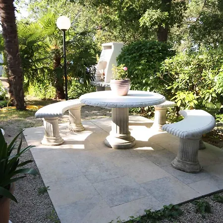 Apartment In Varvari - Istrien 49826 Porec